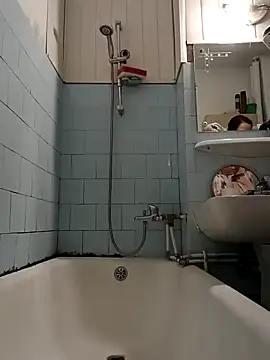 SexxyLety online show from 12-24-24, 06:33