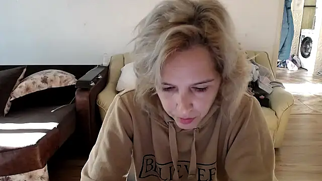 SexxyLety online show from 11-03-25, 07:53