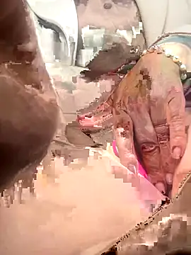 Snapshot of emma_tour chatting on 11-27-25, 03:58 emma tour online show from 11-27-25, 03:58