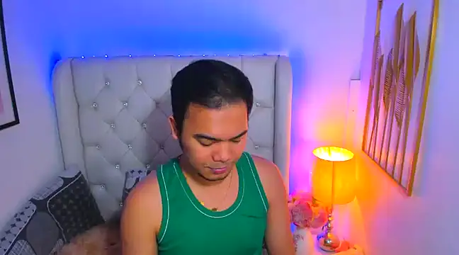 AsianZero online show from 02-13-25, 08:24