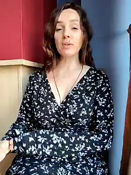 EvaXOAir online show from 12-17-24, 07:40