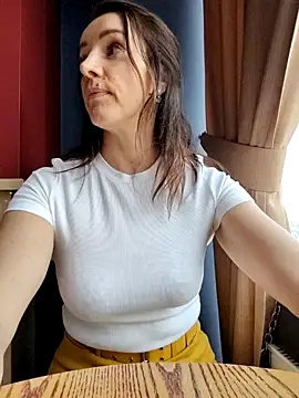 EvaXOAir online show from 03-22-25, 09:02