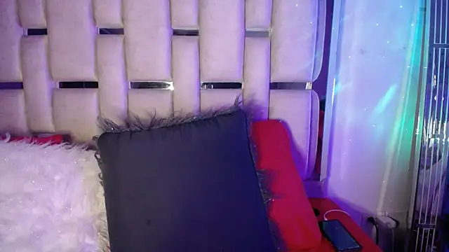 chelaqueen  online show from 03-19-25, 02:05