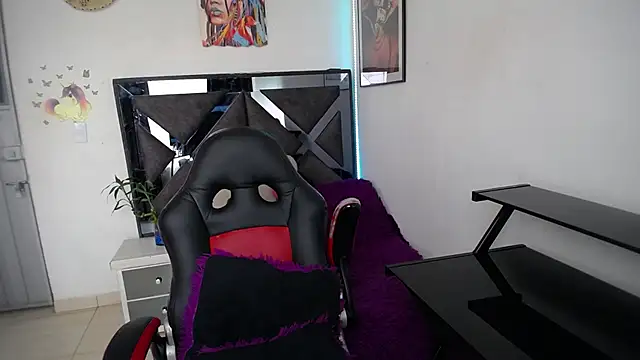 Salo hot04 online show from 11-20-25, 05:12