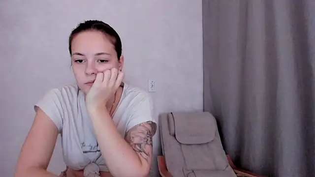 why again me online show from 01-30-25, 05:49