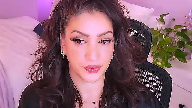 Wonderful Woman online show from 02-23-26, 02:09