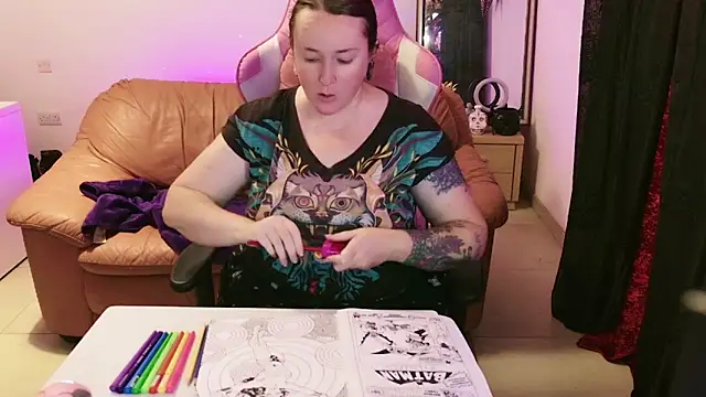 kisicaxx online show from 01-13-25, 06:05