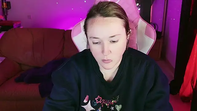 kisicaxx online show from 01-18-25, 12:47