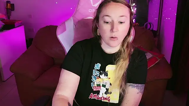 kisicaxx online show from 01-19-25, 04:57