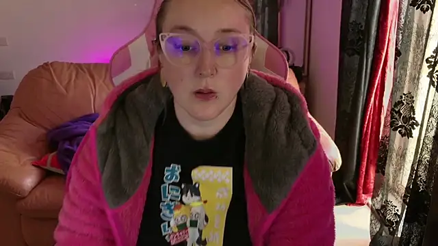 kisicaxx online show from 01-20-25, 01:00