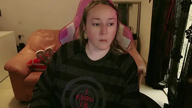 kisicaxx online show from 02-09-25, 03:01