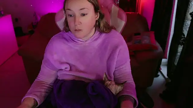 kisicaxx online show from 03-11-25, 05:02