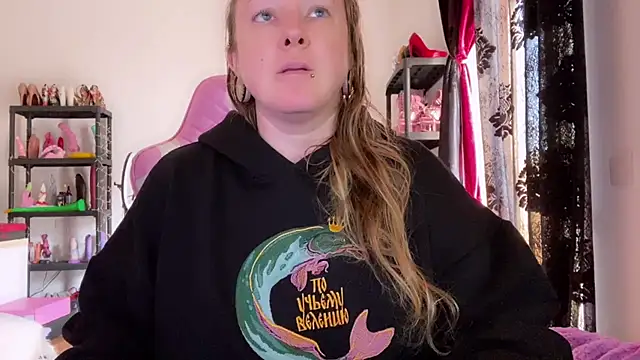 kisicaxx online show from 12-02-25, 11:15