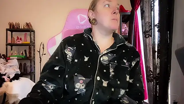 kisicaxx online show from 01-16-26, 08:40