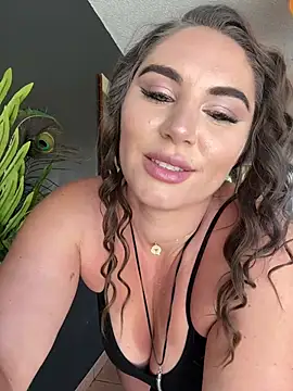 lovely beast online show from 03-12-25, 04:35