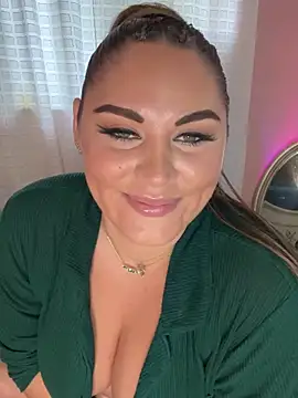 lovely beast online show from 09-15-25, 04:29