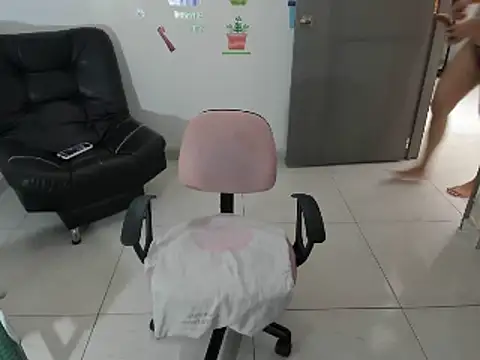 Snapshot of nicoledavis chatting on 02-21-25, 03:10 nicoledavis online show from 02-21-25, 03:10