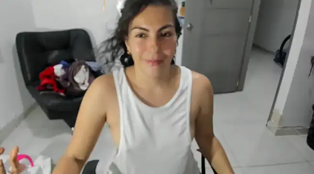 Snapshot of nicoledavis chatting on 03-15-25, 02:46 nicoledavis online show from 03-15-25, 02:46