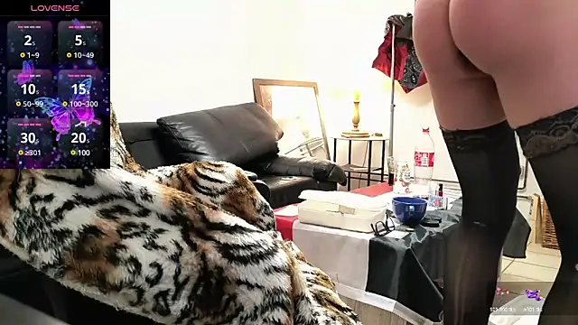 kimberjames84 online show from 02-06-25, 10:43