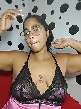 Snapshot of missmelissa_ chatting on 04-09-26, 01:38 missmelissa online show from 04-09-26, 01:38