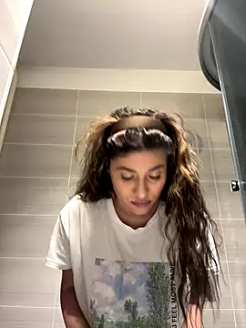 Snapshot of IrisBlues chatting on 10-08-25, 05:10 IrisBlues online show from 10-08-25, 05:10