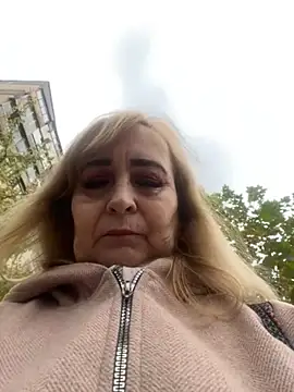 Irina2909xh online show from 11-05-25, 12:49