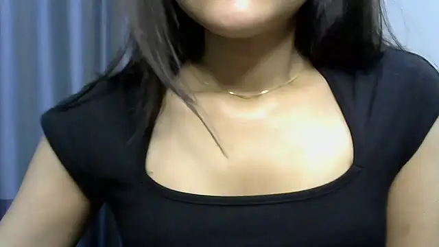 Snapshot of selen_5 chatting on 02-18-25, 07:09 selen 5 online show from 02-18-25, 07:09