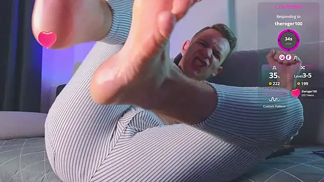 S3Xyes online show from 10-07-25, 02:53