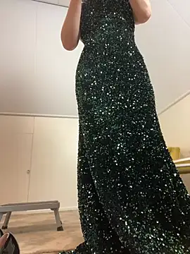 Snapshot of itsCassie chatting on 03-12-25, 08:10 itsCassie online show from 03-12-25, 08:10