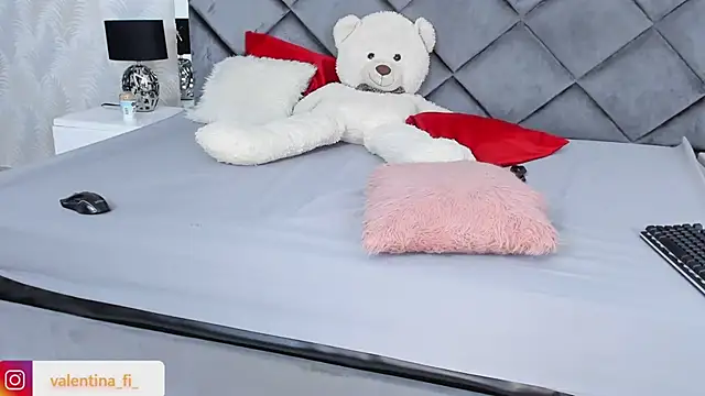 Snapshot of valentina_fi chatting on 02-02-25, 02:13 valentina fi online show from 02-02-25, 02:13