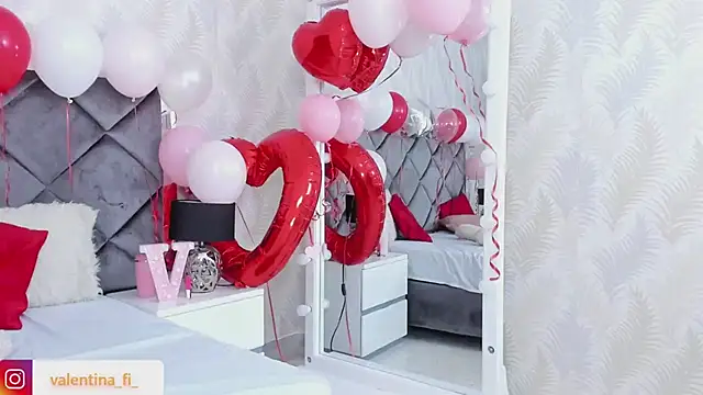 Snapshot of valentina_fi chatting on 02-11-25, 03:18 valentina fi online show from 02-11-25, 03:18