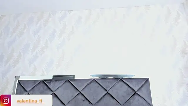 Snapshot of valentina_fi chatting on 03-12-25, 06:22 valentina fi online show from 03-12-25, 06:22