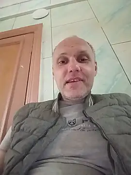 Snapshot of Sam_Colt chatting on 05-27-26, 04:20 Sam Colt online show from 05-27-26, 04:20