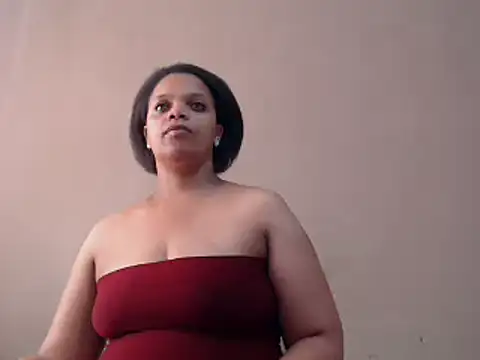 Snapshot of Lustfuleyez chatting on 01-09-25, 08:13 Lustfuleyez online show from 01-09-25, 08:13