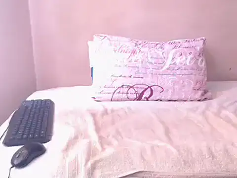 Snapshot of Lustfuleyez chatting on 01-30-25, 07:07 Lustfuleyez online show from 01-30-25, 07:07