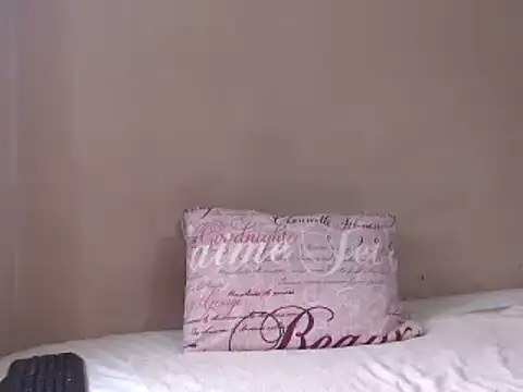 Snapshot of Lustfuleyez chatting on 02-11-25, 05:05 Lustfuleyez online show from 02-11-25, 05:05