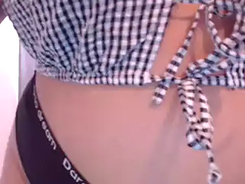 Snapshot of Lustfuleyez chatting on 03-10-25, 01:10 Lustfuleyez online show from 03-10-25, 01:10