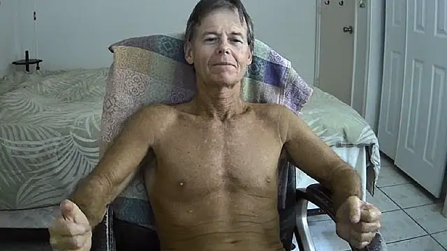 nakeedcowboi65 online show from 11-05-25, 05:07