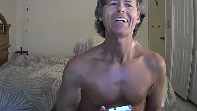Snapshot of nakeedcowboi65 chatting on 05-02-26, 11:54 nakeedcowboi65 online show from 05-02-26, 11:54