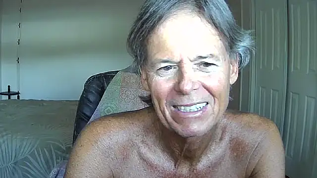 Snapshot of nakeedcowboi65 chatting on 05-11-26, 12:22 nakeedcowboi65 online show from 05-11-26, 12:22