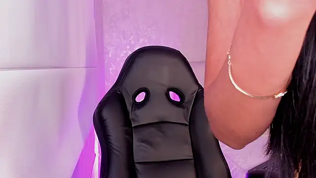 Snapshot of salome__11 chatting on 02-28-25, 04:10 salome 11 online show from 02-28-25, 04:10