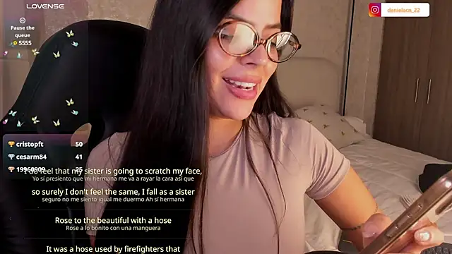 Snapshot of salome__11 chatting on 03-19-25, 04:14 salome 11 online show from 03-19-25, 04:14