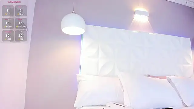 Alexis camX online show from 12-28-24, 02:53