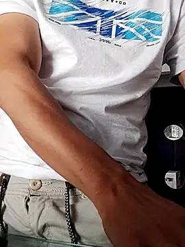 Business dickkk online show from 04-20-26, 12:41