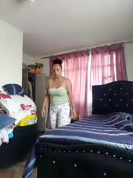 Snapshot of Mariana_444 chatting on 02-27-25, 01:49 Mariana 444 online show from 02-27-25, 01:49