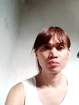 QueenSoreal online show from 03-21-25, 01:02