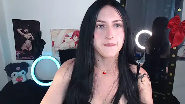 Snapshot of Evelyn_Sheeran chatting on 06-11-26, 03:04 Evelyn Sheeran online show from 06-11-26, 03:04