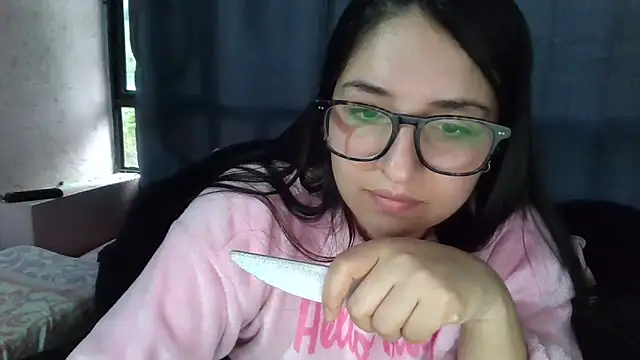 sara 110323 online show from 09-19-25, 11:11