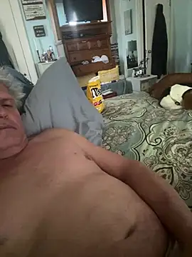 Snapshot of ruffdiamond chatting on 03-20-26, 02:44 ruffdiamond online show from 03-20-26, 02:44