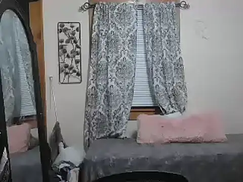 AshleyRain online show from 12-10-24, 09:54